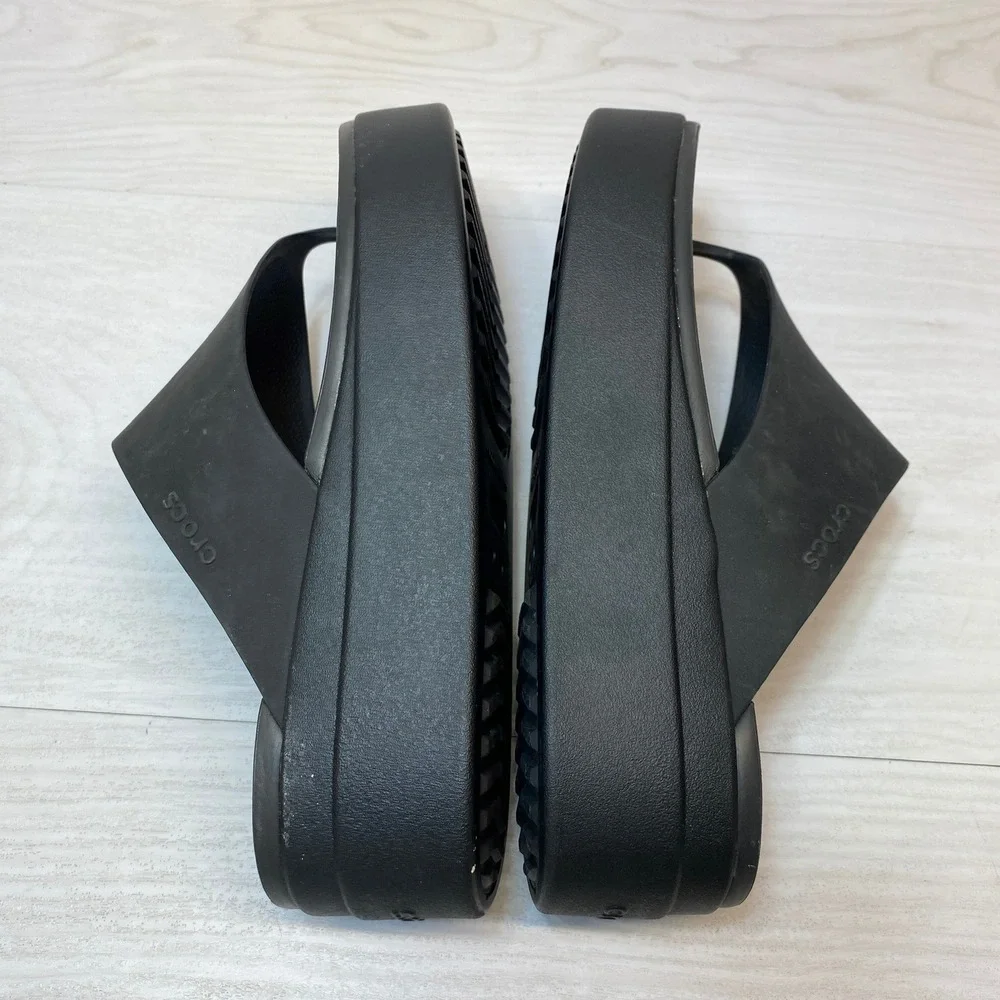 Crocs Womens 11 LiteRide 360 Platform Flip Flop Sandals Black Foam Wedge Casual